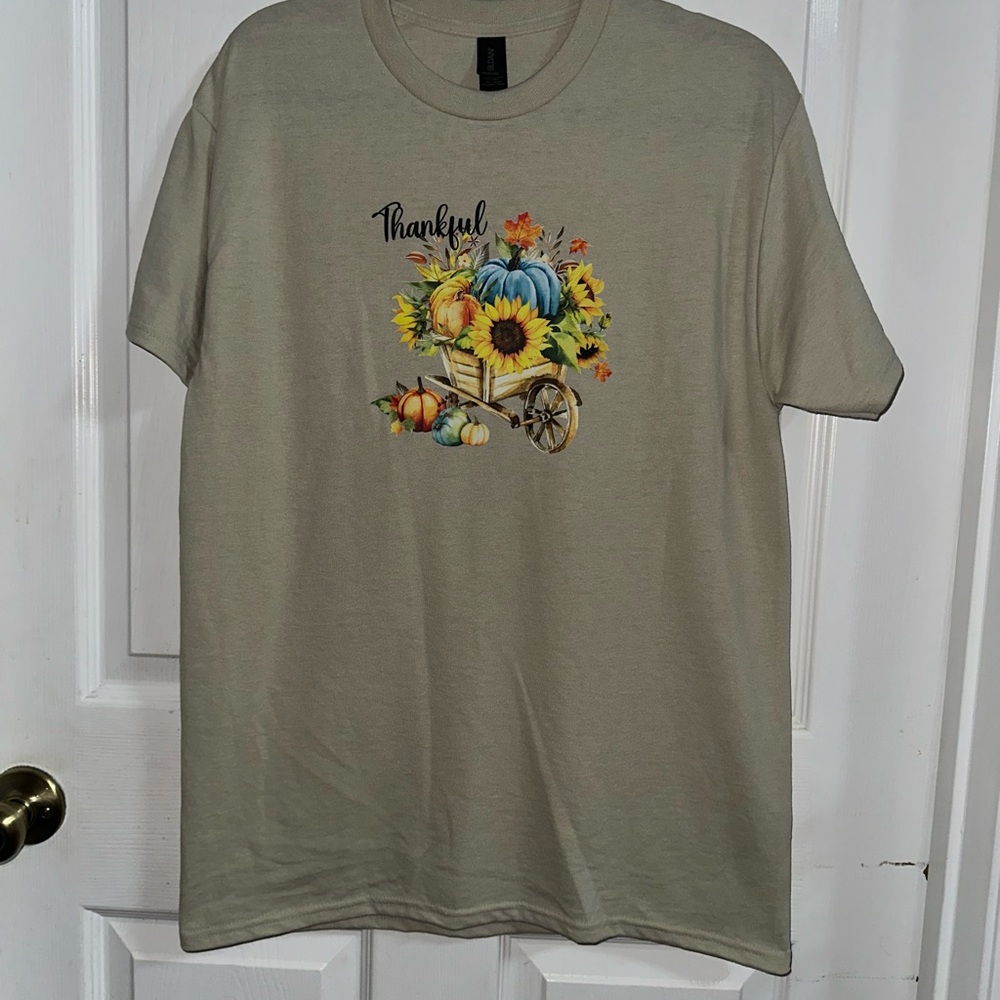NWOT Handcrafted Fall Thankful Shirt Medium
